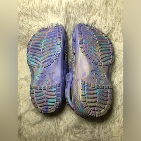 CROCS Kids Water Shoes in Purple and Pastel size 9 - Picture 2 of 5